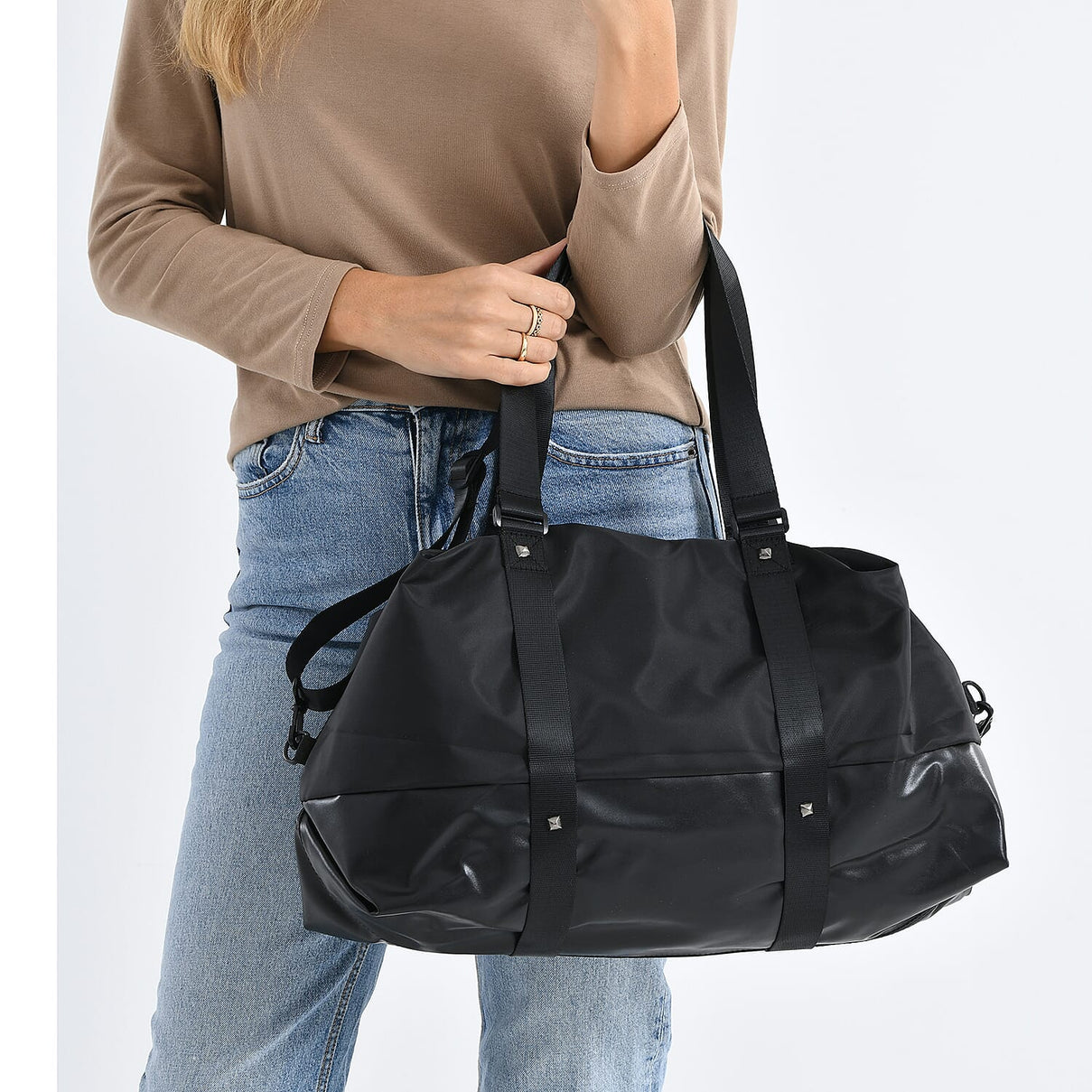 Duffle Bag- 3 slip pockets and 1 zip pocket - Water Repellent Multipurpose - Black V32517980 4