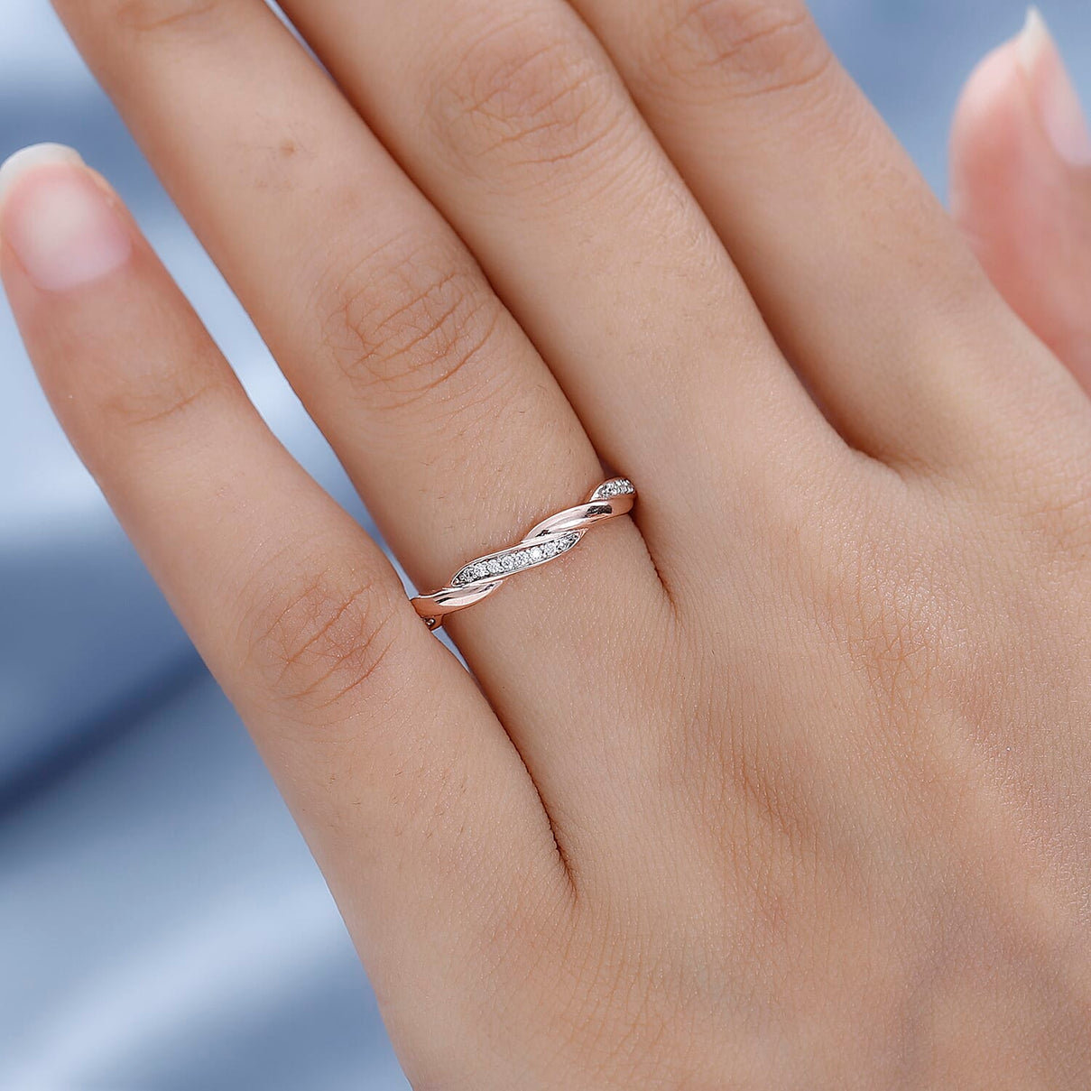 White Cubic Zirconia Twisted Band Ring in Vermeil Rose Gold Plated Sterling Silver V32516335 2