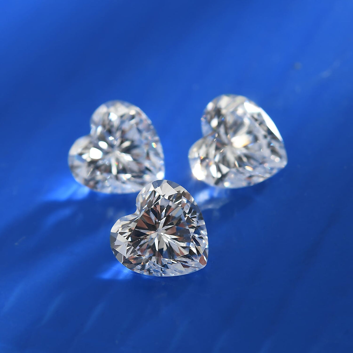 Set of 3 White Cubic Zirconia Loose Gemstones in Heart Shape 10.66 Ct. (8 mm) 8071346 1
