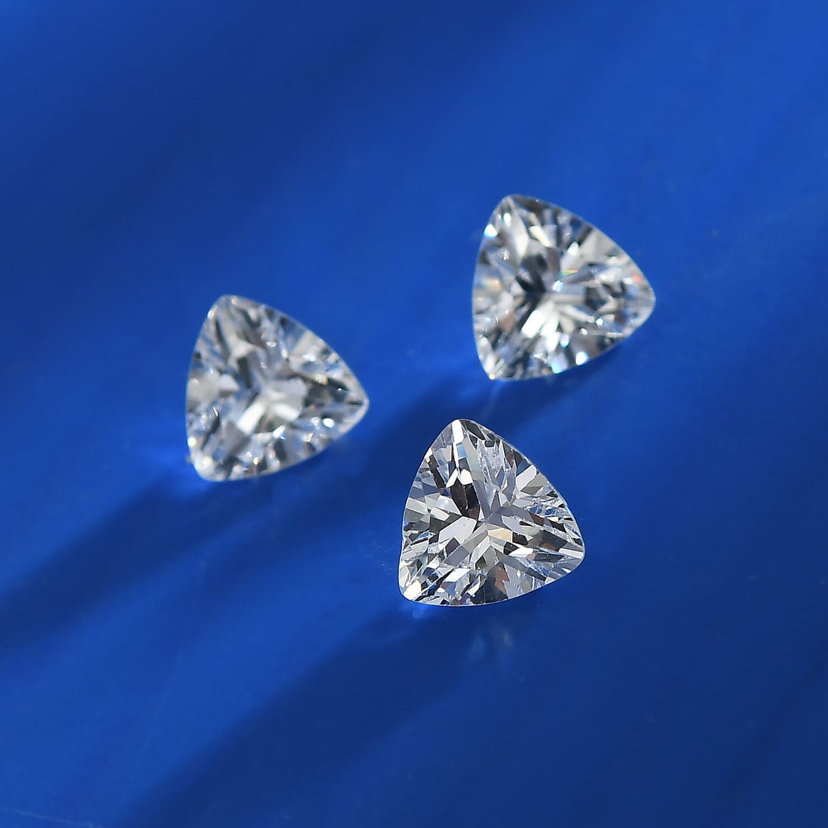 Set of 3 White Cubic Zirconia Loose Gemstones in Trillion Shape 2.32 Ct. (5 mm) 8071358 1