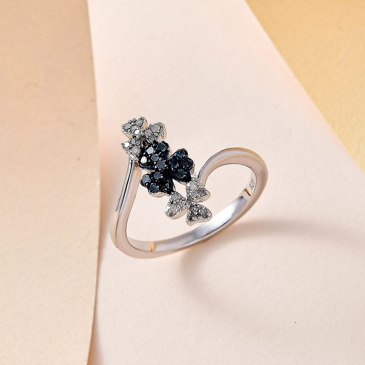 White Diamond and Blue Diamond Ring in Platinum Overlay Sterling Silver 0.21 Ct 7461233 2