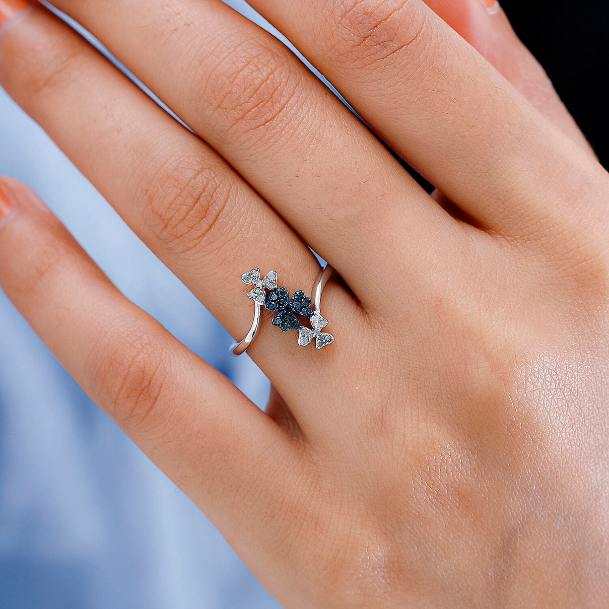 White Diamond and Blue Diamond Ring in Platinum Overlay Sterling Silver 0.21 Ct 7461233 3