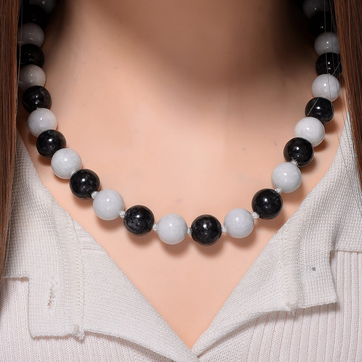 Natural Type A White Jade and Black Jade Necklace (Size - 20) with Magnetic Clasp in Rhodium Overlay Sterling Silver 720.00 Ct. 8088273 2