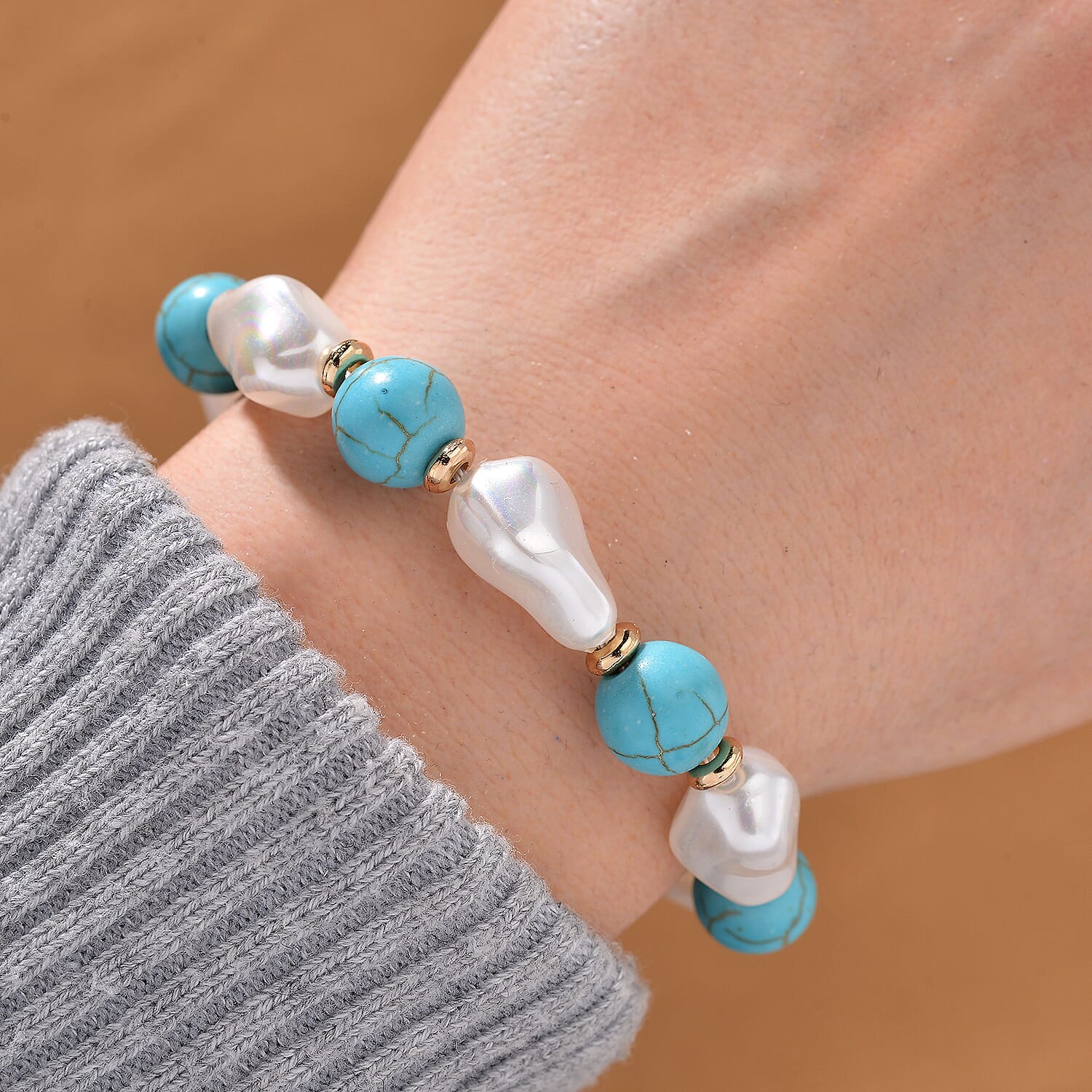 Designer Inspired - White Shell Pearl &amp; Blue Howlite Bracelet (Size 7-2 Ext) 60.00 Ct. 8128534 2