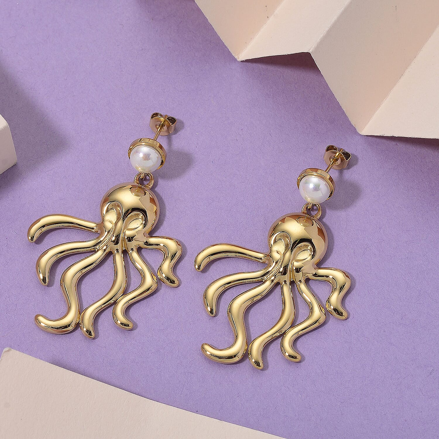 White Shell Pearl Earring with Push Back in Yellow Tone 8193908 2