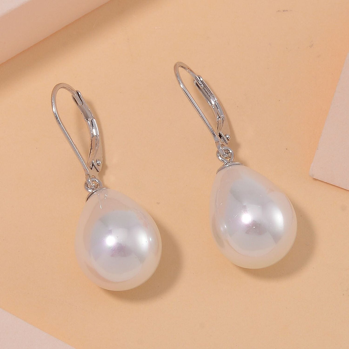 White Shell Pearl Earring with Lever Back in Rhodium Overlay Sterling Silver 30.00 Ct. 8193866 3
