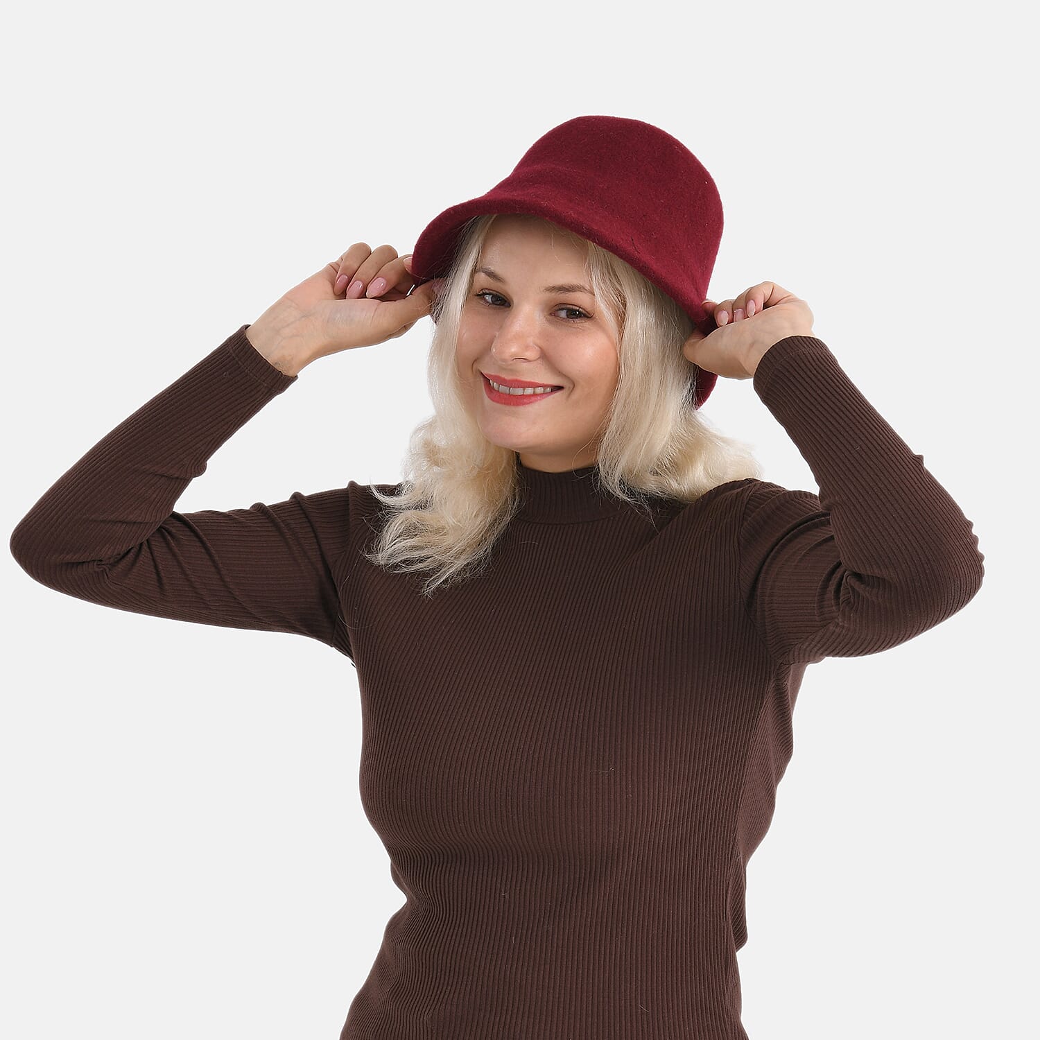 Classic Wool Bucket Hat for Ladies - Red 8205133 0
