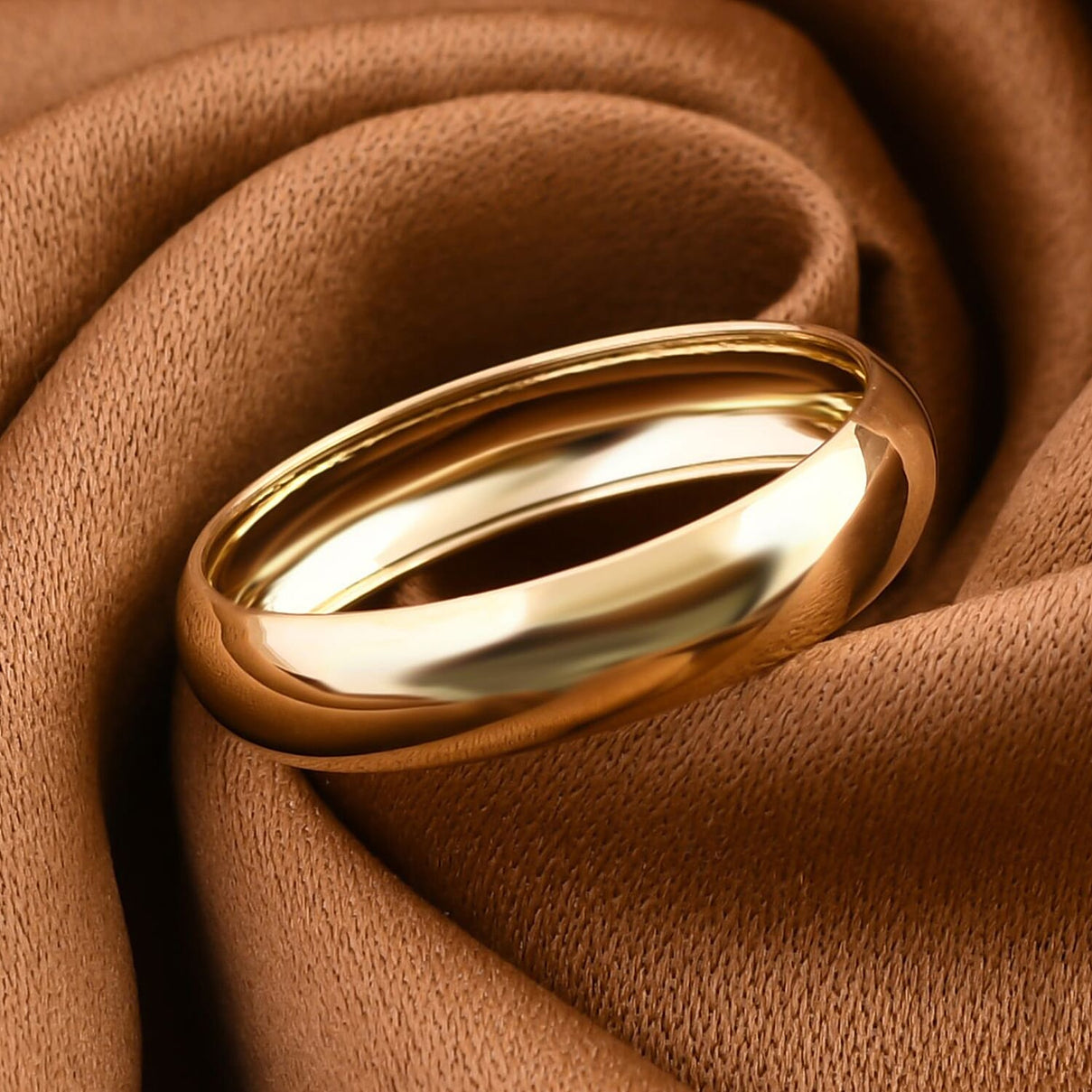 9K Yellow Gold Wedding Band Ring 7615927 4