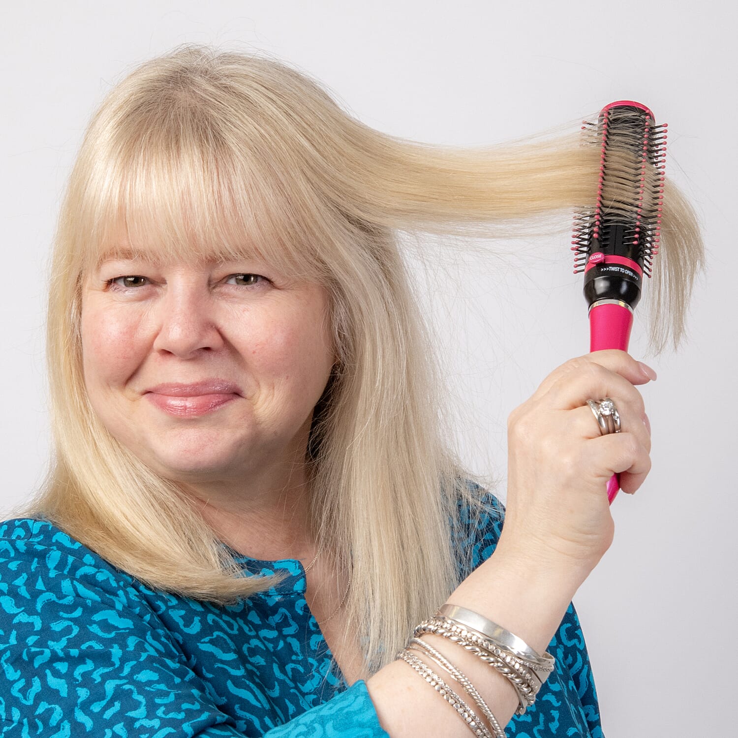 Neomi - Retractable Detangler Hair Brush 7877608 3