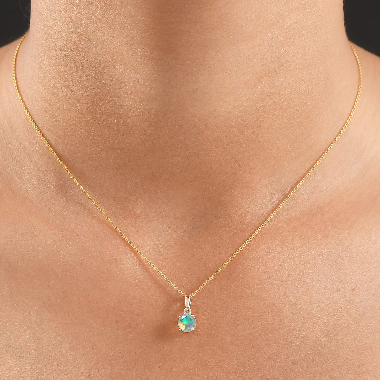 9K Yellow Gold AA Ethiopian Opal Pendant 0.53 Ct. 8298142 2
