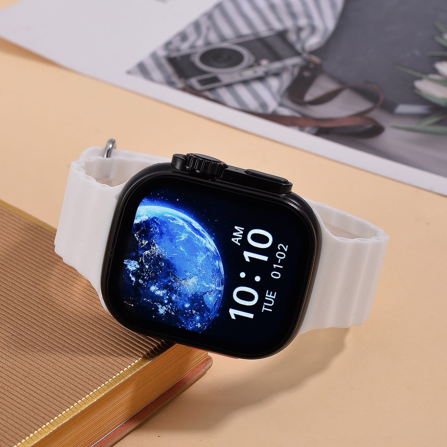 Closeout Deal - i20 Ultra 2 Max 10-in-1 Smartwatch Set with Earphones &amp; 7 Strap, Compatible with Apple iOS and Android - Black V32512595 1