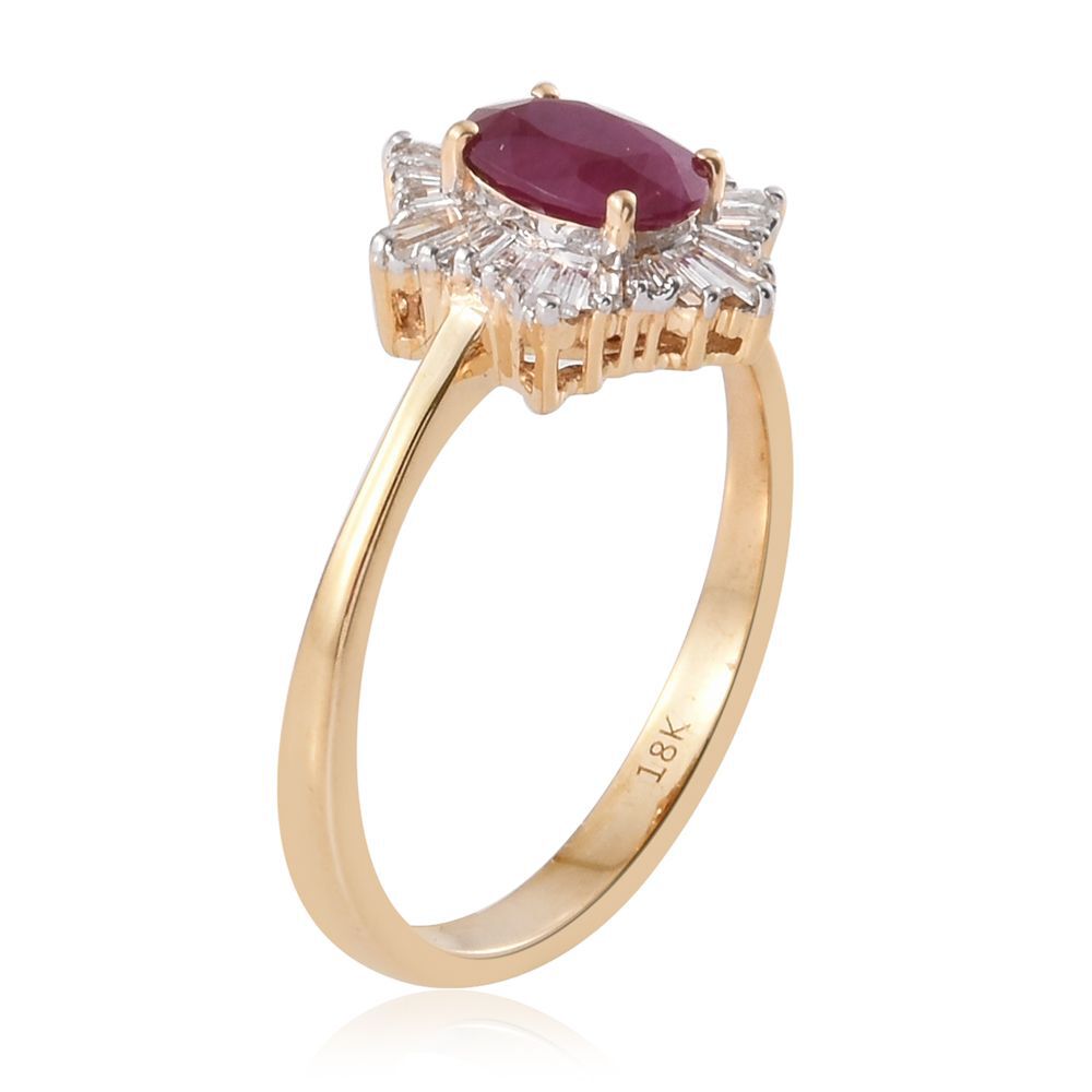 ILIANA 18K Yellow Gold AAAA Pigeon Blood Ruby (Ovl 1.00 Ct), Diamond (SI G-H) Ring 1.500 Ct.
