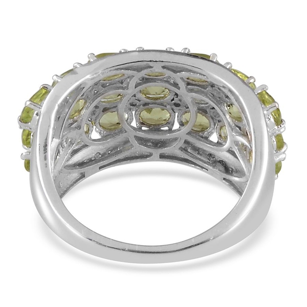 Hebei Peridot (Ovl), Diamond Ring in Platinum Overlay Sterling Silver 4.020 Ct.
