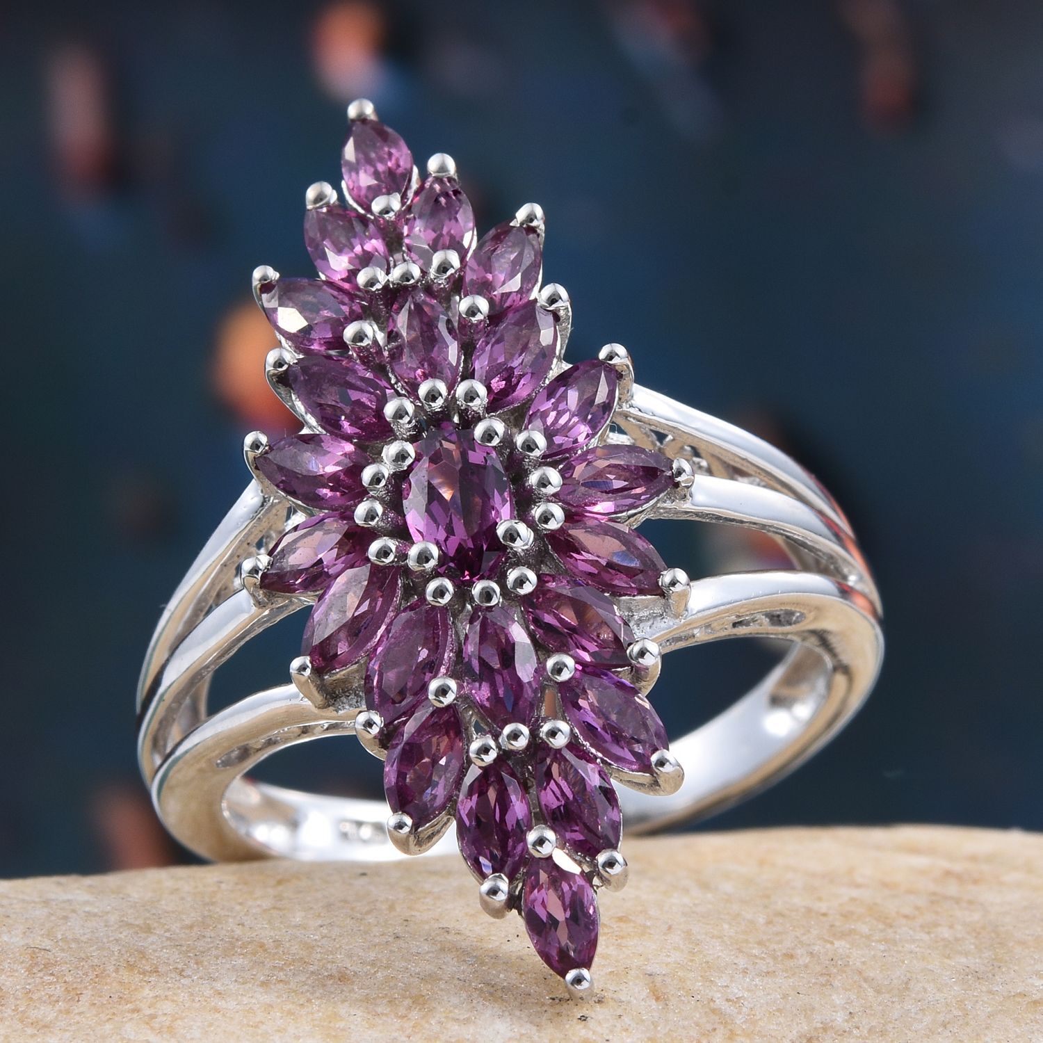 Rare Mozambique Grape Colour Garnet (Ovl) Cluster Ring in Platinum Overlay Sterling Silver 2.250 Ct.