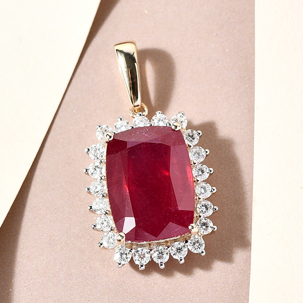 9K Yellow Gold  AA  African Ruby (FF) and Moissanite Pendant 11.35 Ct.
