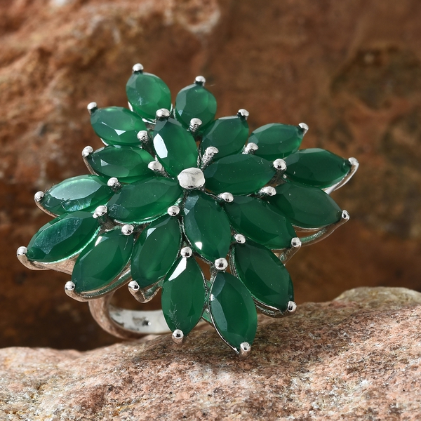 Verde Onyx (Mrq) Cluster Ring in Platinum Overlay Sterling Silver 10.500 Ct. Silver wt 7.51 Gms.