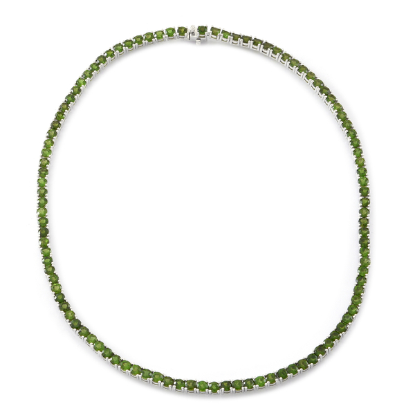 28 Carat  Diopside Necklace in Rhodium Plated Silver size 17.5 Inch
