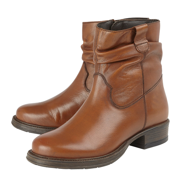 Lotus Tan Leather Eloisa Ankle Boots (Size 5)
