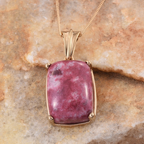 Norwegian Thulite (Cush) Pendant With Chain in 14K Gold Overlay Sterling Silver 16.000 Ct.