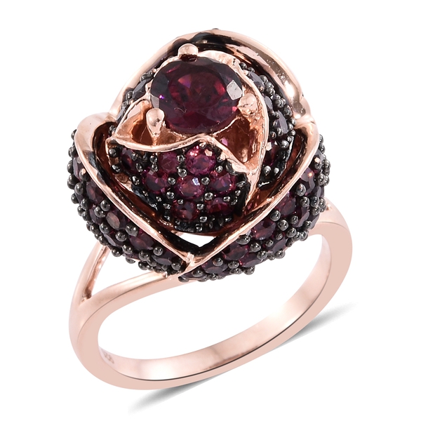 Designer Inspired-Rhodolite Garnet (Rnd) LOTUS Ring in Black Rhodium and Rose Gold Overlay Sterling 