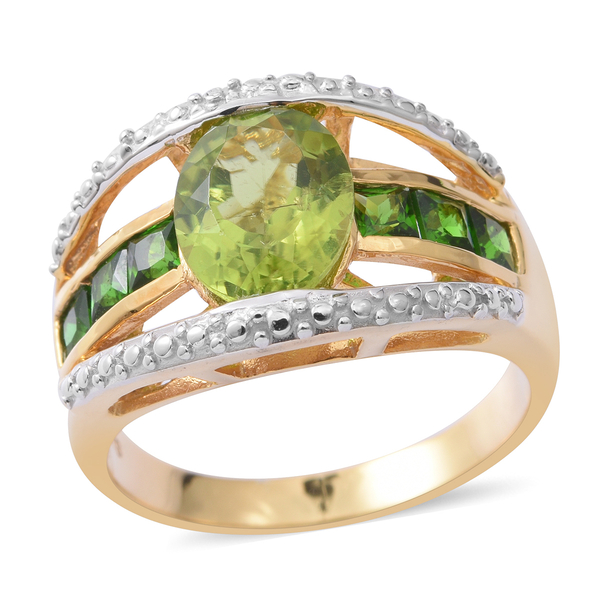 3.75 Ct Hebei Peridot and  Diopside Ring in Gold Plated Silver