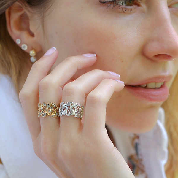 Designer Inspired - Diamond (Rnd) Leaf Ring in Platinum Overlay Sterling Silver