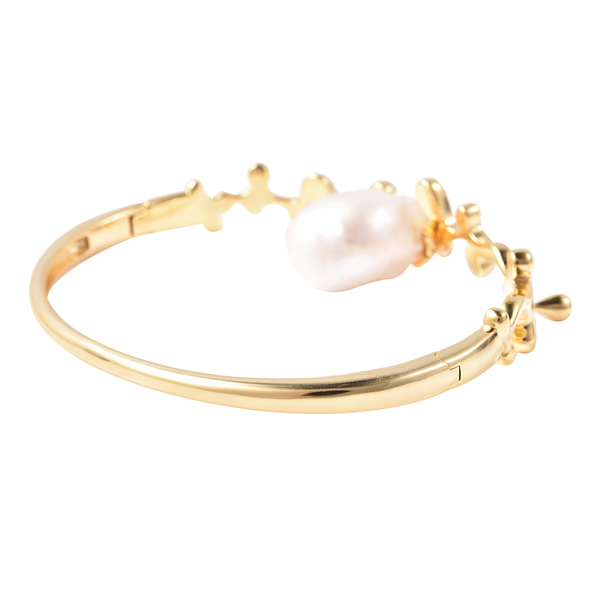 LucyQ Baroque Freshwater White Pearl Splash and Drip Design Bangle (Size 7.5) in Yellow Gold Overlay Sterling Silver, Silver wt 21.60 Gms