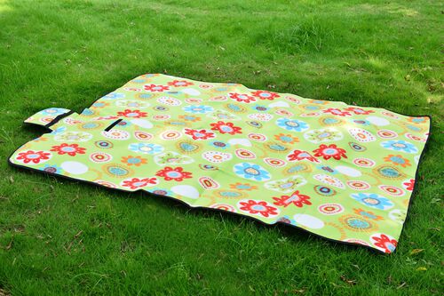 Floral Ying & Yang Picnic Blanket by stocksom_art_prints ...