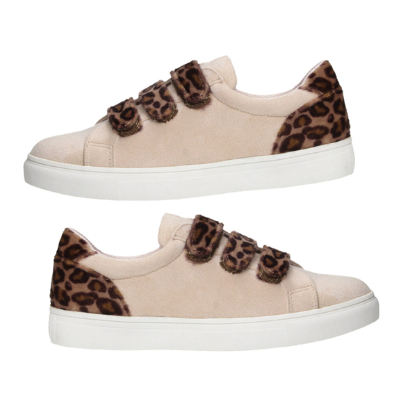 Manchester Closeout Deal Leopard Strap Canvas Trainer (Size 4) - Pink