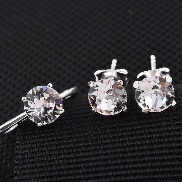 Lustro Stella  - White Colour Crystal (Rnd) Solitaire Ring, Pendant, and Stud Earrings (with Push Back) in Sterling Silver