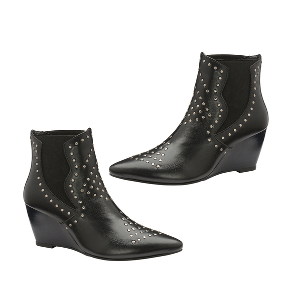 Ravel Black Reefton Leather Wedge Ankle Boots (Size-4)