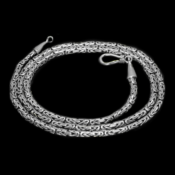 Royal Bali Collection Sterling Silver Borobudur Necklace (Size 30), Silver wt 33.00 Gms.