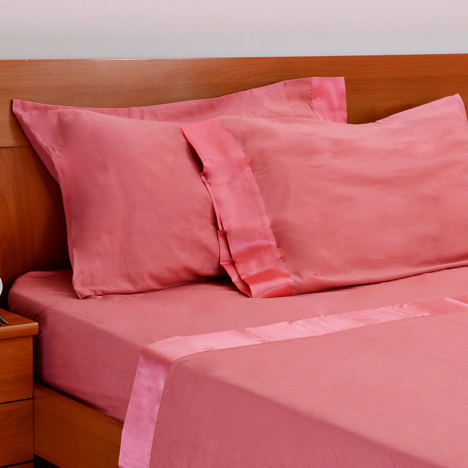 Peach Colour One Fitted Double Bed Sheet (Size 78x54 Inch), One Flat Sheet (Size 102x90 Inch) and Two Pillow Cases (Size 30x20 Inch) with Satin Hem (4 inch)