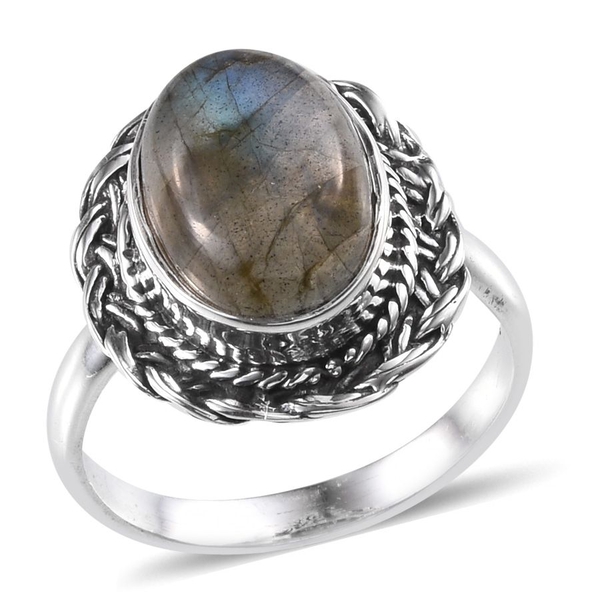 Jewels of India Labradorite (Ovl) Solitaire Ring in Sterling Silver 6.480 Ct.