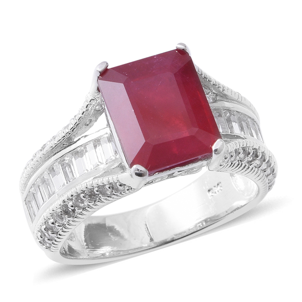 8.85 Ct African Ruby and White Topaz Solitaire Design Ring in Rhodium Plated Silver 5.93 Grams