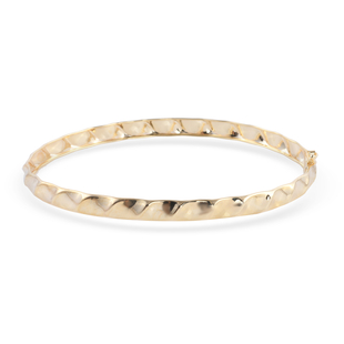 Hatton Garden Close Out- 9K Yellow Gold Bangle (Size 7.5) , Gold Wt. 3.30 Gms