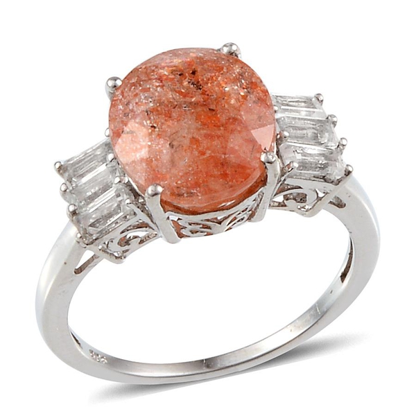 Tanzanian Sun Stone (Ovl 3.75 Ct), White Topaz Ring in Platinum Overlay Sterling Silver 4.750 Ct.