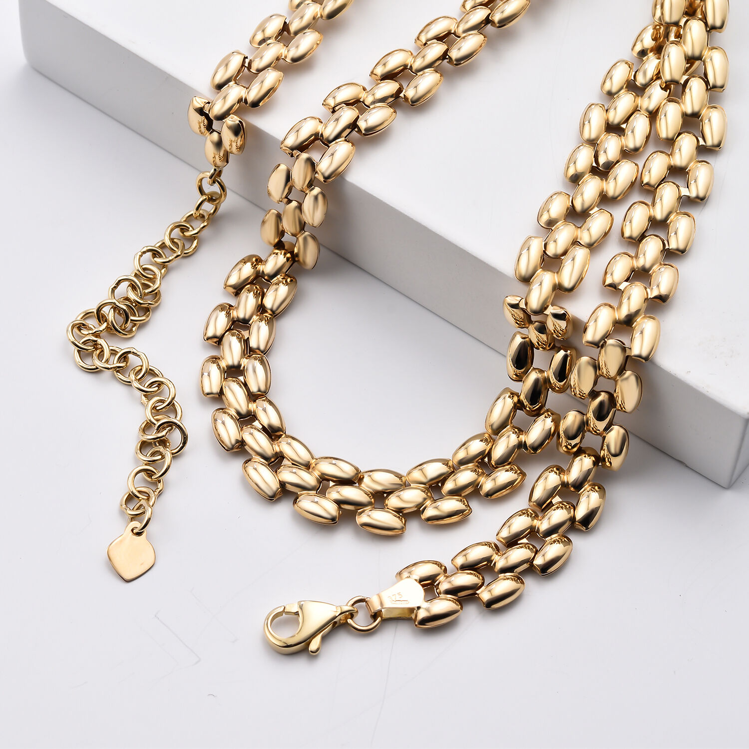 9K Yellow Gold Necklace in Panther 