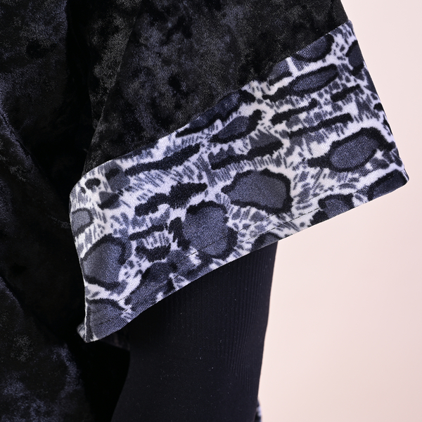 TAMSY Velvet Kimono with Leopard Print Border (Size 70x75 Cm) - Black & Grey