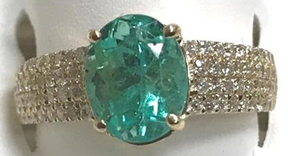 ILIANA 18K Yellow Gold AAAA Boyaca Colombian Emerald (Ovl 2.21 Ct), Diamond (SI/G-H) Ring 2.73 Cts.