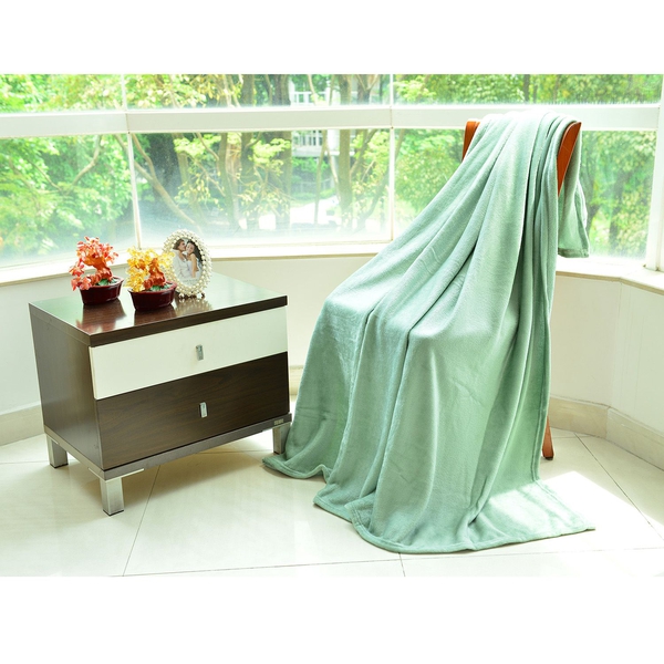 Super Bargain Price- Superfine Green Colour Microfibre Blanket 150x200 cm