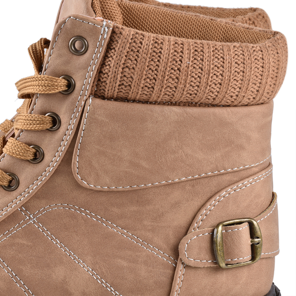 Khaki Knitted Collar Hiker Boots (Size 5)