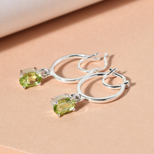 Hebei Peridot Dangling Earrings (with Clasp) in Sterling Silver 1.04 Ct.