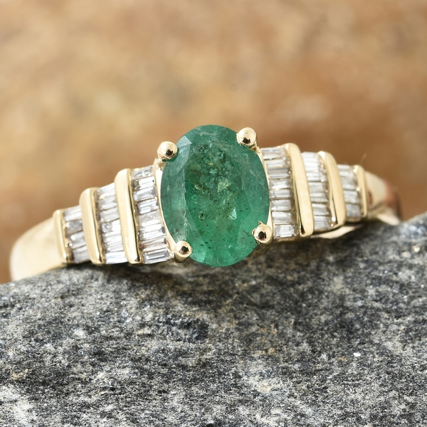 Limited Edition- 9K Yellow Gold AA Kagem Zambian Emerald (Rare Size Ovl 8X6 mm1.00 Ct), Diamond Ring 1.250 Ct.