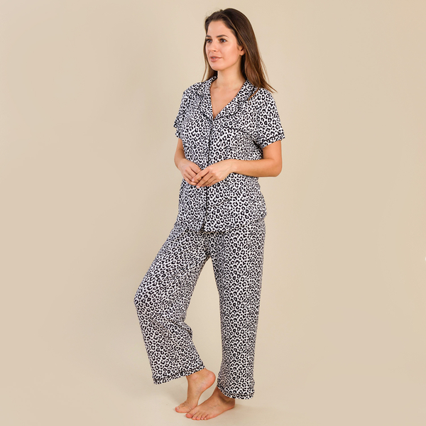 Tamsy Jersey Button Through Rever Collar Pyjama Set (Size S) - Black & White