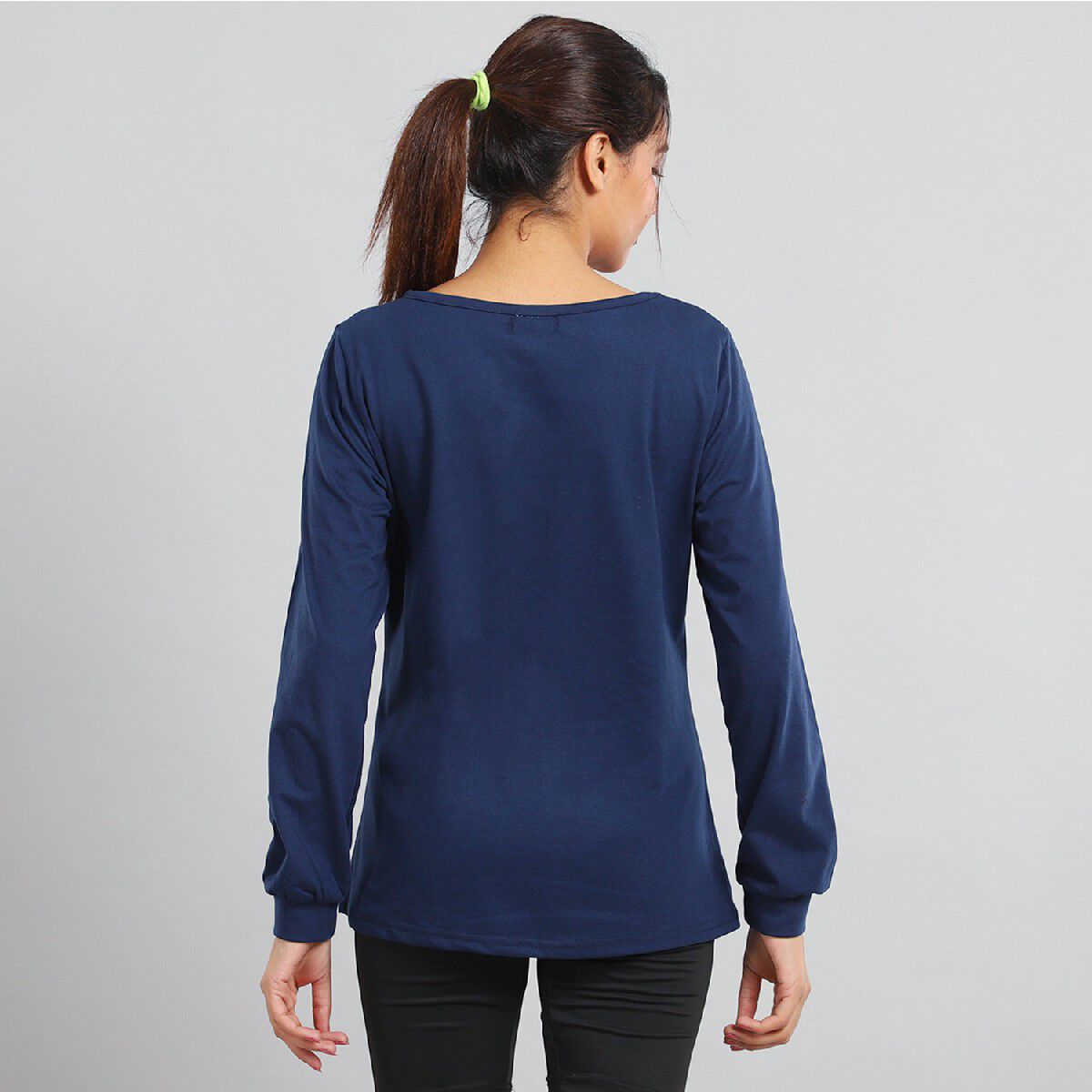"100% Cotton single jercy loungwear Long Sleeve T- Shirt Color:Blue Size:S 61Lx91W CM"
