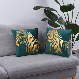 Set of 2 - Giraffe Pattern Velvet Cushion Cover 