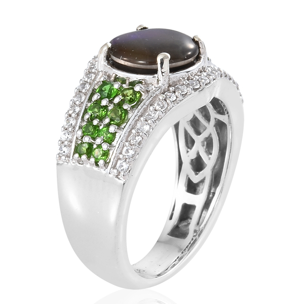 AA Canadian Ammolite (Rnd 8.00 mm), Chrome Diopside and Natural White Cambodian Zircon Ring in Platinum Overlay Sterling Silver.