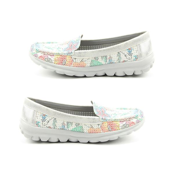Heavenly Feet Sunflower Slip On Loafer in White and Silver (Size 5)