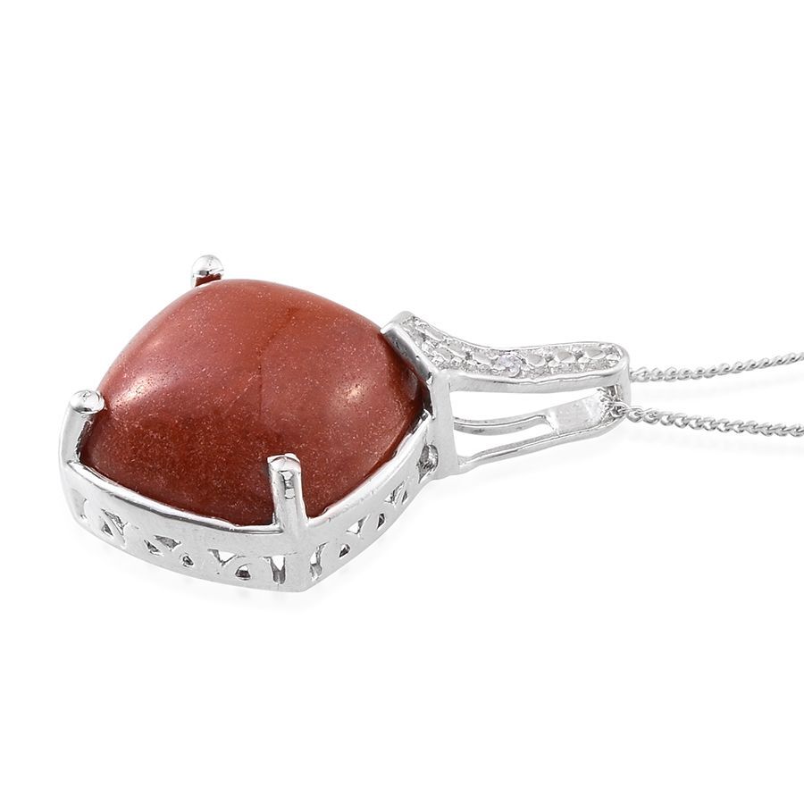 Red Jade (Cush 11.25 Ct), Diamond Pendant With Chain (Size 18) in Platinum Overlay Sterling